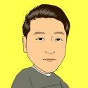 久慈六郎（セレブ君）愛知県在住で「ロト6で3億2千万円当てた男」でありながら、零細企業に勤める独身サラリーマン。（定年まであと3ヶ月）
資産の全てを株とFXで溶かし老後資金も失い人生の負け組に逆戻りを果たす。
14歳年下のタイ人彼女と遠距離で仲良く楽しんでます。
YouTube もやってます✌️