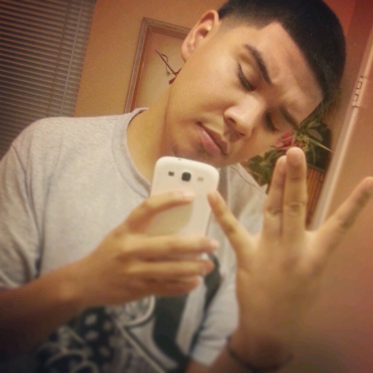 cristian rodriguezᕙ(*▽*)ᕗstay flexin // L.M.C// [̲̅$̲̅(̲̅ιοο̲̅)̲̅$̲̅] //웃❤유/ stay.trippy// i love ♪music♪