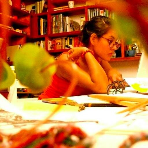 Saturno088's profile picture. Mexicana '¡Necia muy necia!, que intenta revivir los objetos cotidianos prestándoles un poco de atención.