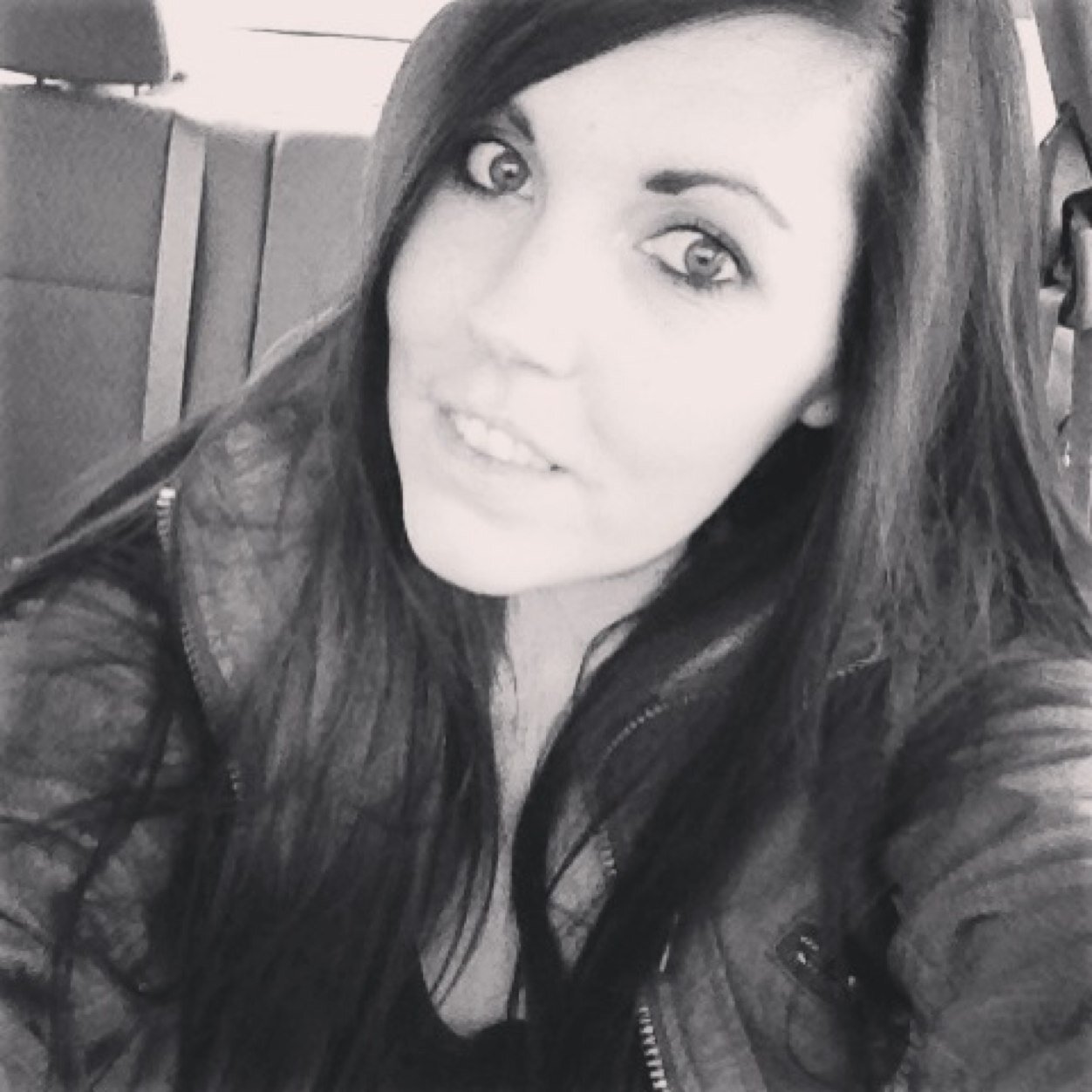 Winnipeg, MB is my hometown, livin a life in Alberta. Washington Capitals fan. Summer, Sun, Smile.