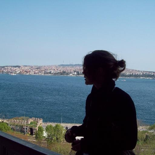 Ambientòloga i jurista. Som el que fem per canviar el que som. (Eduardo Galeano)