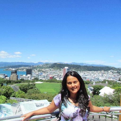 Violetika's profile picture. Ingeniero Agrónomo. PUCV. Por momentos confundida... a ratos en el limbo... con el corazón inquieto. Sobreviviendo. Viajando por NZ.