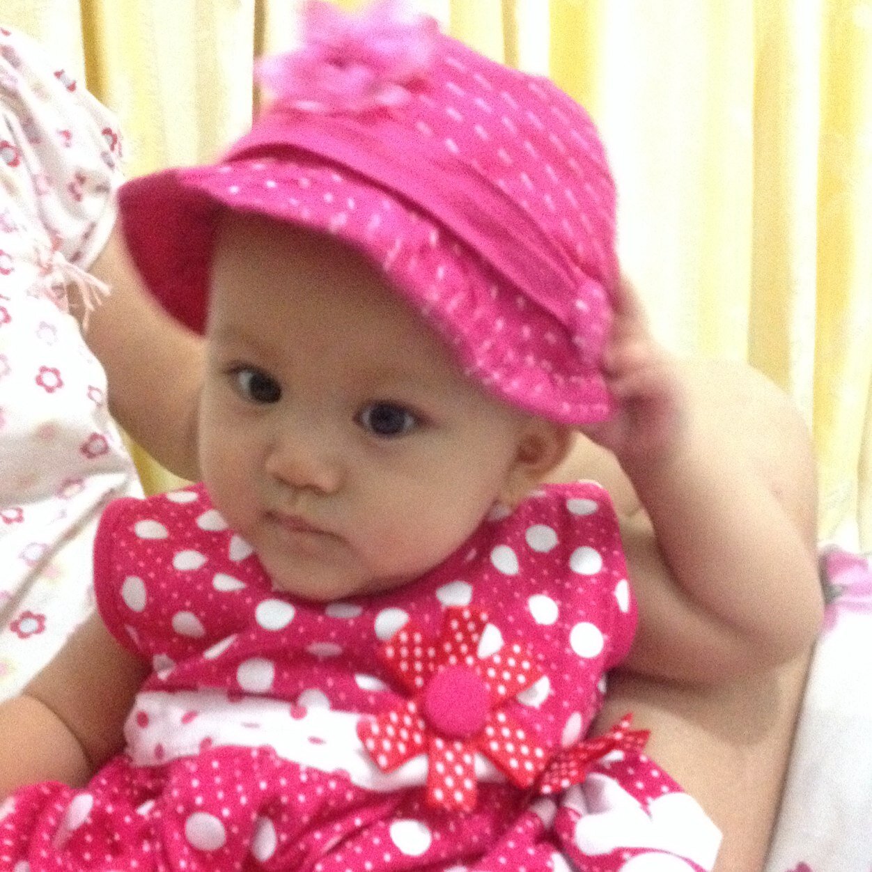 aku adalah seorang bayi perempuan yang imut!!!