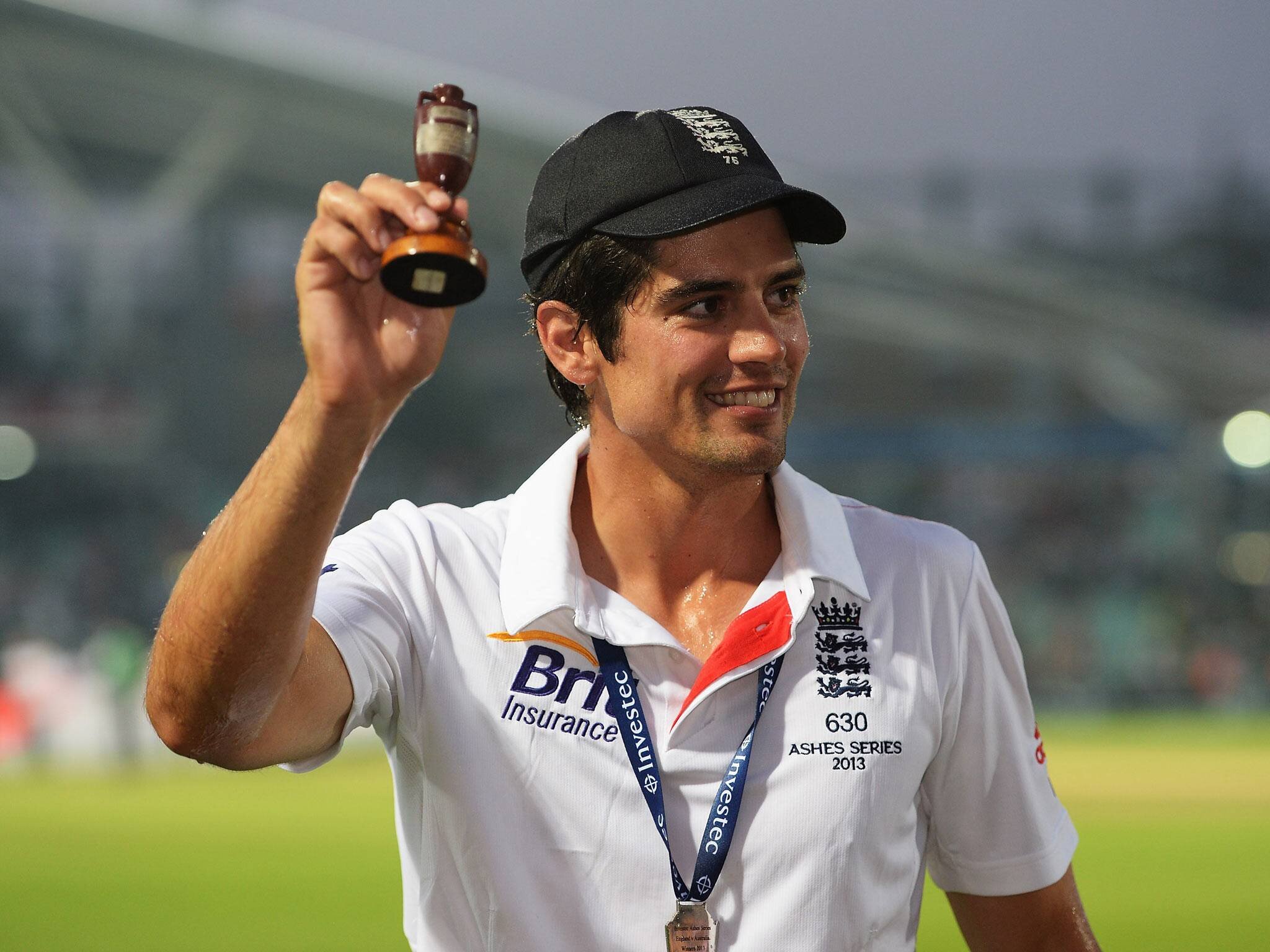 Official Fan page for the talented English Cricketer and captain of @ecb_cricket Alastair Cook. Follow to keep up to date with all Alastair news.