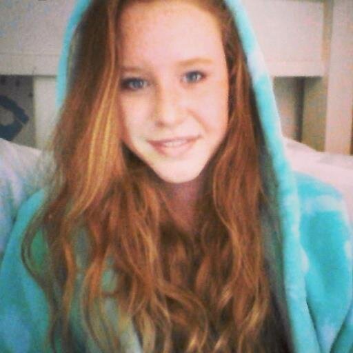 RangaEsther's profile picture. get in loser we're going shopping. ✌