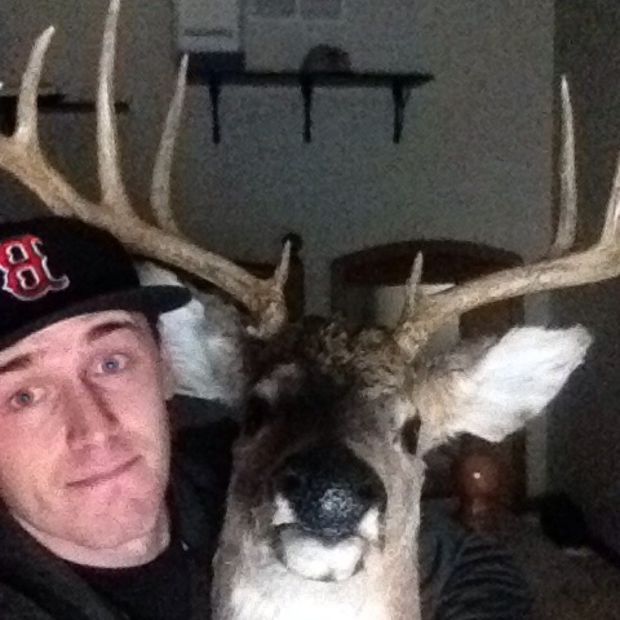 kansan. Love the outdoors. Deer hunting. War eagle
