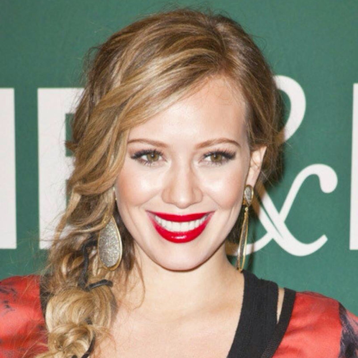 Italian fan page Facebook dedicated to @HilaryDuff. We love Hilary. ❤️ Not Official.