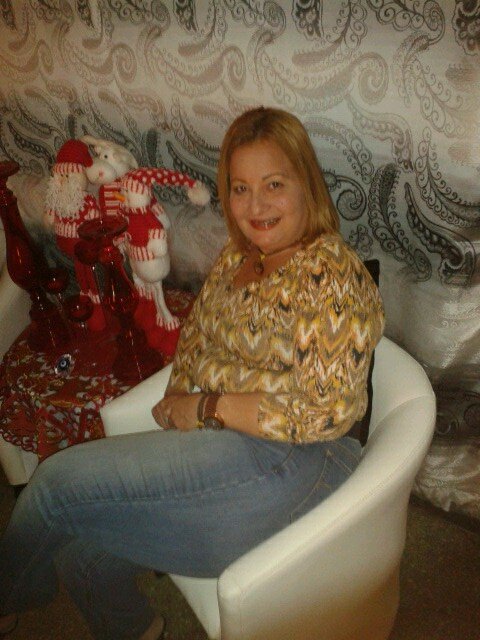 ELSACONTADORA's profile picture. NACIDA EN LA BELLA CIUDAD DE PUERTO LA CRUZ,EN 1961.CURSE ESTUDIOS EN LA UDO;GRADUADA EN CONTADURIA,100% OPOSICIONISTA Y QUE ?.