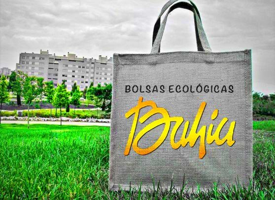 Trabajamos para solucionar el problema de las bolsas descartables de  polietileno incorporando tecnología de punta elaborandolas NO TEJIDAS Y REUTILIZABLES