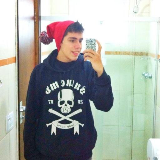 Segue aí que eu sigo de volta! #TEAMFOLLOWBACK @CLUBEFOLLOWBACK #CLUBEFOLLOWBACK