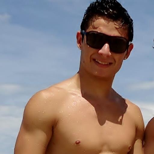 Amo esportes e curti a vida!