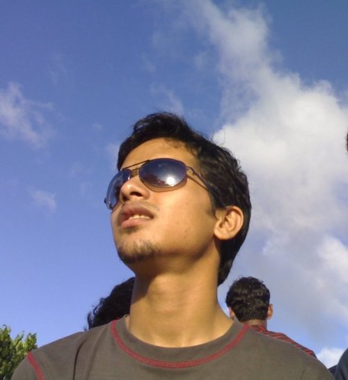 ibtihaj_11's profile picture. LIVE LIFE KING SIZE