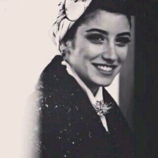 ‏‏‏‏‏‏احذرک ي عيون هآمت بـ طيري ،
        هذا حلآلي و آنا حر بـ غرآمھہ ♡~

    ...آقتببببس ،♪
