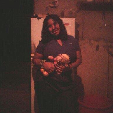 pzzzzz no trabajo mis padres me dan todo lo necesario :*