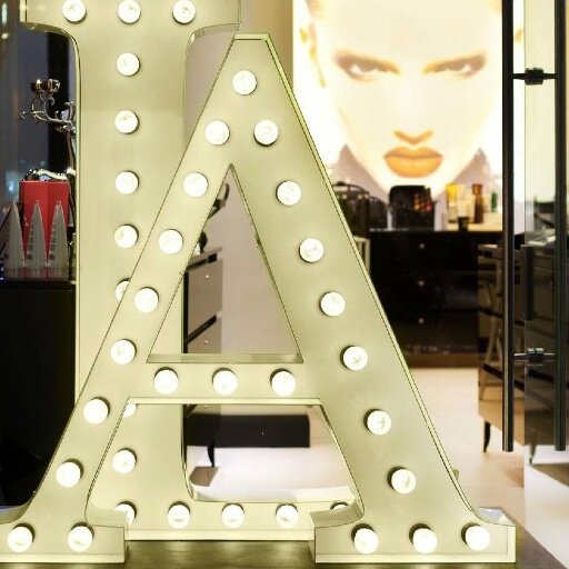 Powered by The LA Group,
Home of 'Beautify in 45'.

Hair, Make-Up and Nails in 45 mins for 40 euro