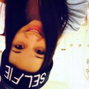 Jennifer Berta - @dzsenciberta - Twitter