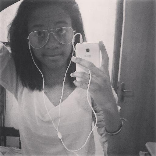 Haa foda-se minha bio, vcs não querem saber mesmo ;)
Só seguir. Please !!??