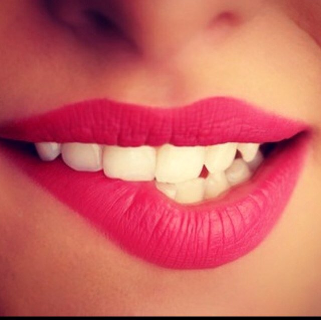 MagaWhiteSmiles's profile picture. @BrookHayley Lovelite Harley Street London Professional Teeth Whitening Technican in Magaluf . As seen as on X-Factor TOWIE, MIC, And many more.