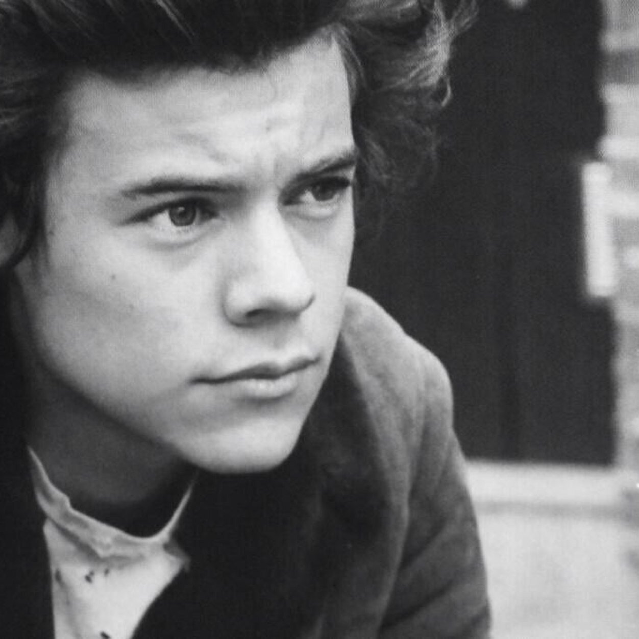 do you know that you're an angel who forgot how to fly?