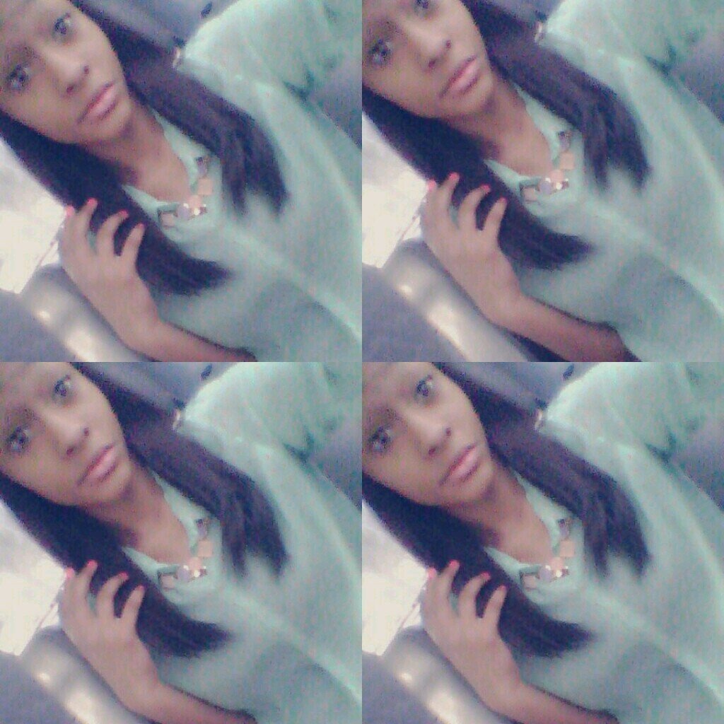 arianagibbs98's profile picture. yall males fake.yall females fake.gtf all you hoes dont get exicted u a thot .bye bitch}