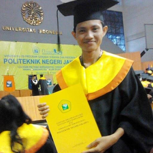 PT. PLN (Persero) | DPIClothes | Politeknik Negeri Jakarta