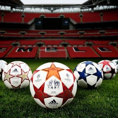 Tweeting everything Football