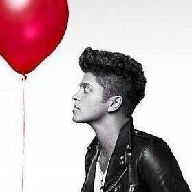 I'm in love with a gorilla. #Hooligan #Navy.