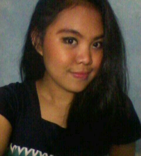 im only young girl with my big dreams. Guitar and piano is part of me. OYAUDAH !