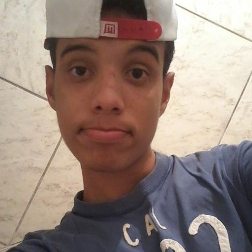 Pra cima sempre, sem me esconder, assim que me destaco, assim que eu vou vencer!!