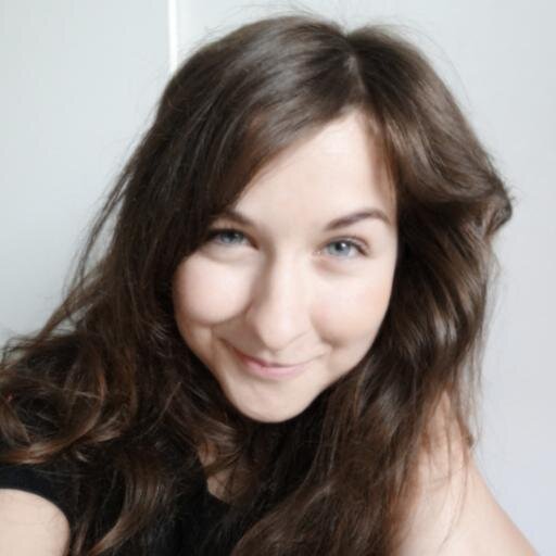 Quirky girl, who likes books, rain, jazz baseball, jumpers and tea.
Ravenclaw and proud!