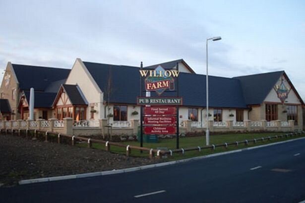 The Willow Farm Pub Restaurant, Cramlington. Home of the famous cake cabinet. 0191 2503608