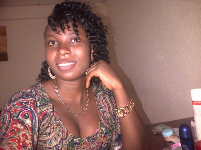 Effigold's profile picture. Jst sexy