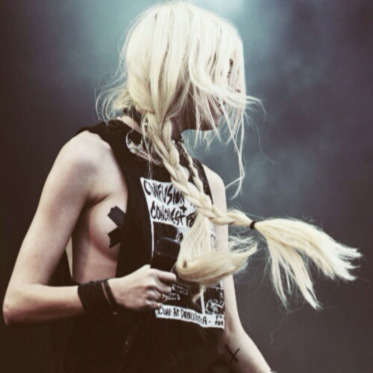 TayIorMomsxn's profile picture. For the love that I make, I'm going to hell.