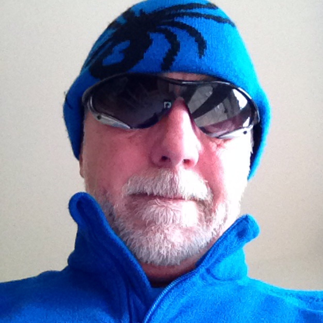 Retired IT PM. Intrests cycling, walking, skiing, humanities, science, wine, food and LFC.