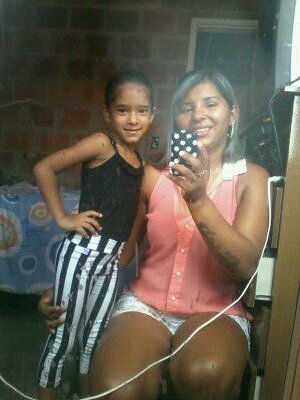 O mundo é mais bonito quando compartilhamos com alguém, Á dor é menor quando alguém te faz sorrir, as coisas são mas fáceis quando se tem Amor. sentimos espe