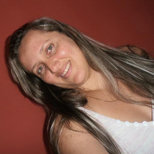 Amo mais que demais Anne Mikaelly...