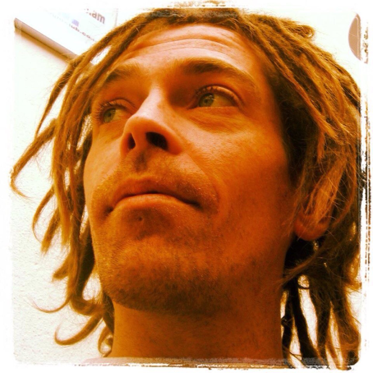 Lives in the Cotswolds having a amazing life and has the same name as a cider apple. And likes heavy bass and rocks british techno q:-)