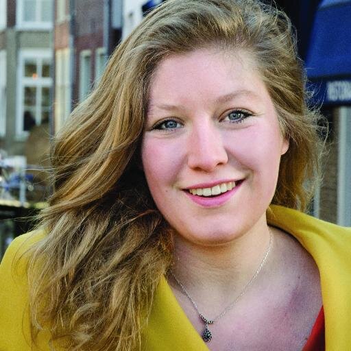 Student Rechtsgeleerdheid (masterrichting: civiel), BSc Industrieel Ontwerpen, woont in Delft
