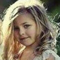 JulieMcChesney2's profile picture. I Believe Life Is A Gift!! LUV Family, Sports, Music& TV Addiict... #BearDownAzWildcats .. LuvAnLaughter!! Jules