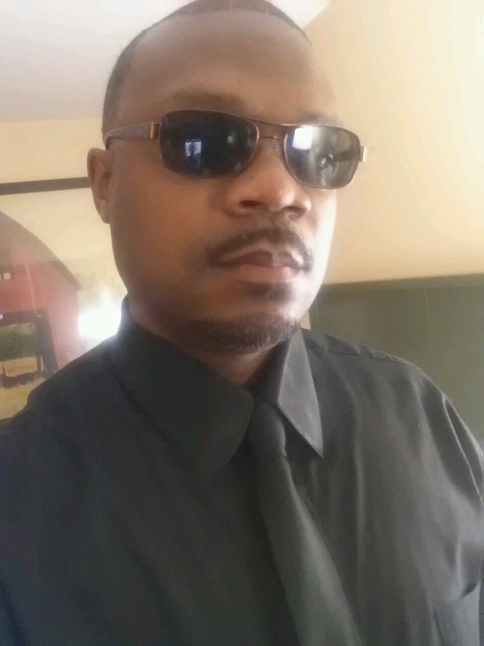 Lboes's profile picture. Do-it-all, seen-it-all, been-thru-it-all.......MAKE $$$$$$