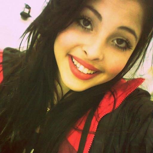 Linda como a #Barbir e fuma como o #Marley
