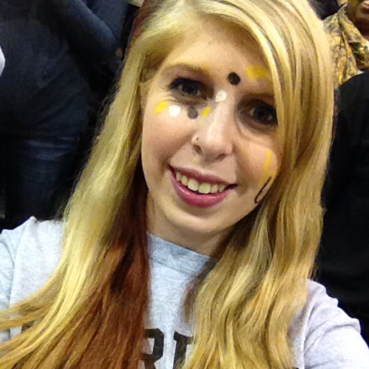 Babygirl2K13's profile picture. 