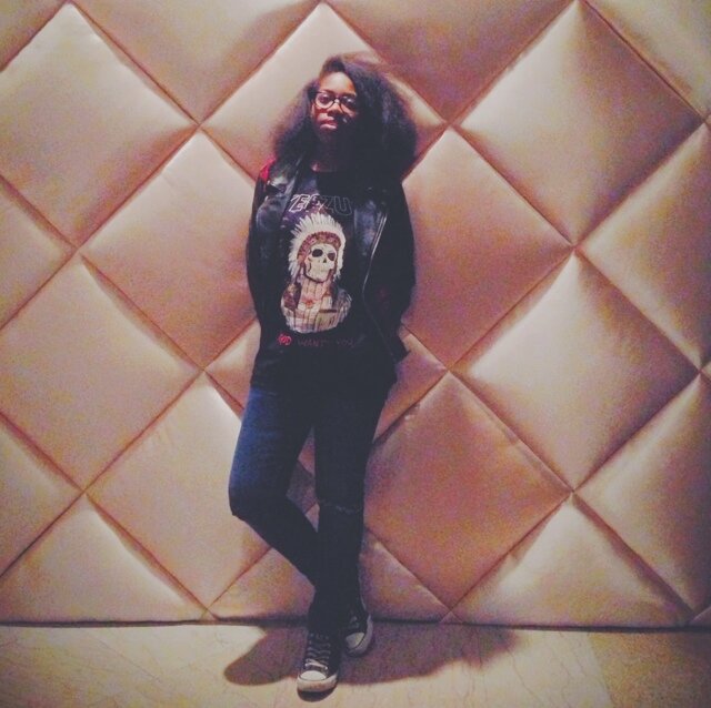 iSo14below's profile picture. I'm so not the type of girl you take home to mama.... (but that doesnt mean you shouldn't make me a plate)