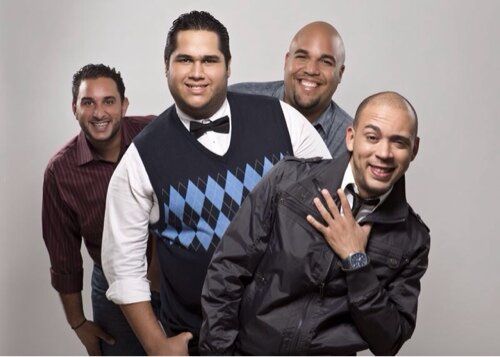 Grupo de jovenes humoristas Dominicanos...

Contacto: Maribel De Los Santos 809-519-5899 809-334-6400