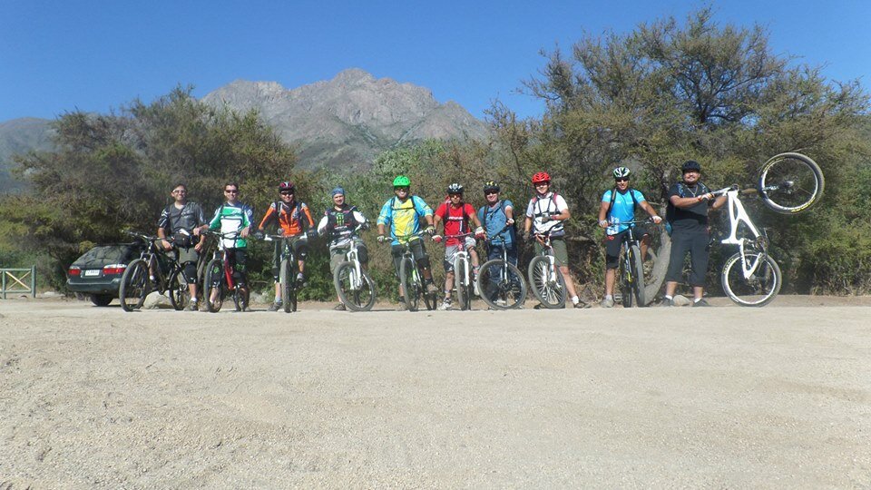 Grupo de ciclistas Endureros de la V Región #Domingueros #AM Pedaleamos por los senderos de Retiro, Quilpué Organizamos pedaleos hacia otras rutas de la región!