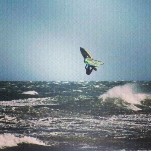 emiwind97's profile picture. 