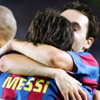 Visit http://t.co/Z22gUqE4od for tickets to see Barça, with match reports and news. Tweets at @FCBTickets.