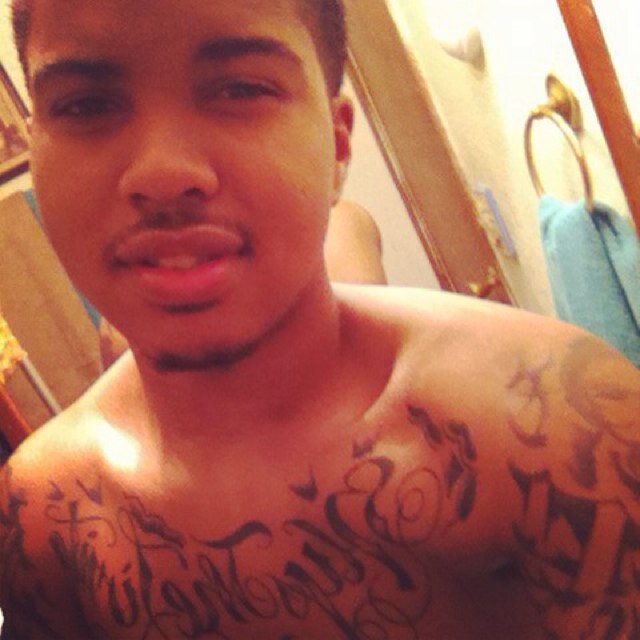 No Female Deserves 2 Hurt! #TeamLightSkin #TeamSweet #TeamRAW #TeamFUCKyouniggasFEELINS...& Oh Yeaa...#TeamTYE !! http://t.co/tdu6xAqs ---- Go There NOW!