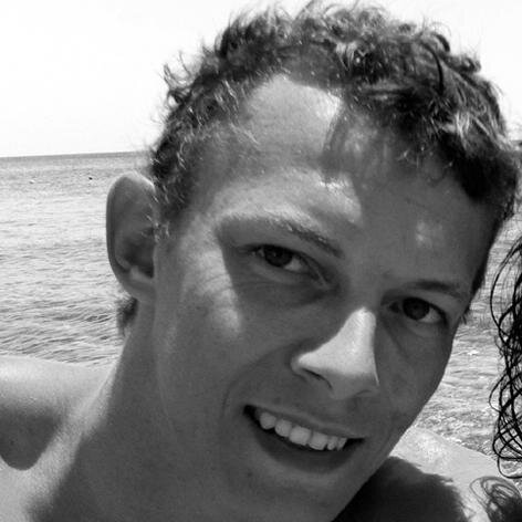 Front-End Web Developer, Affilák a občasný cestovatel