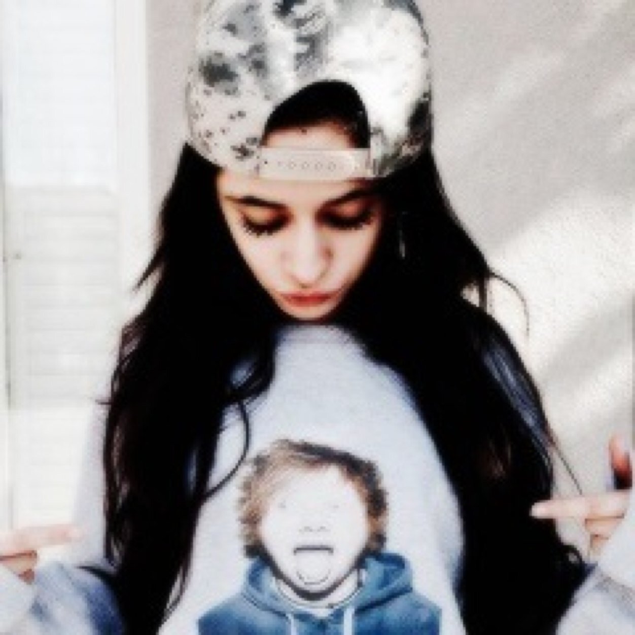 Camila,17. || Selena is my bff, Wesley thank you, Ariana is my wifey, Cody Codyno I miss you.